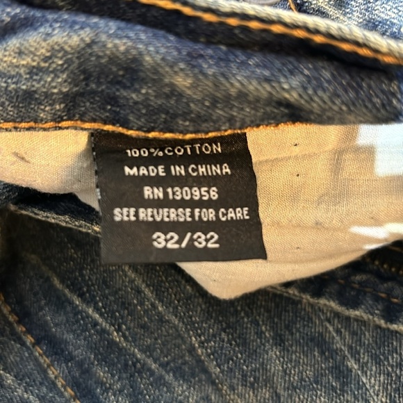 Men’s Red Snap Distressed Denim Jeans Size 32/33 - Picture 4 of 10